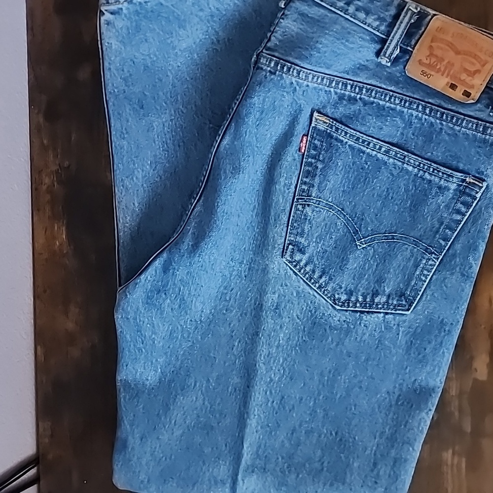 Mens Levi's Blue Jeans 550